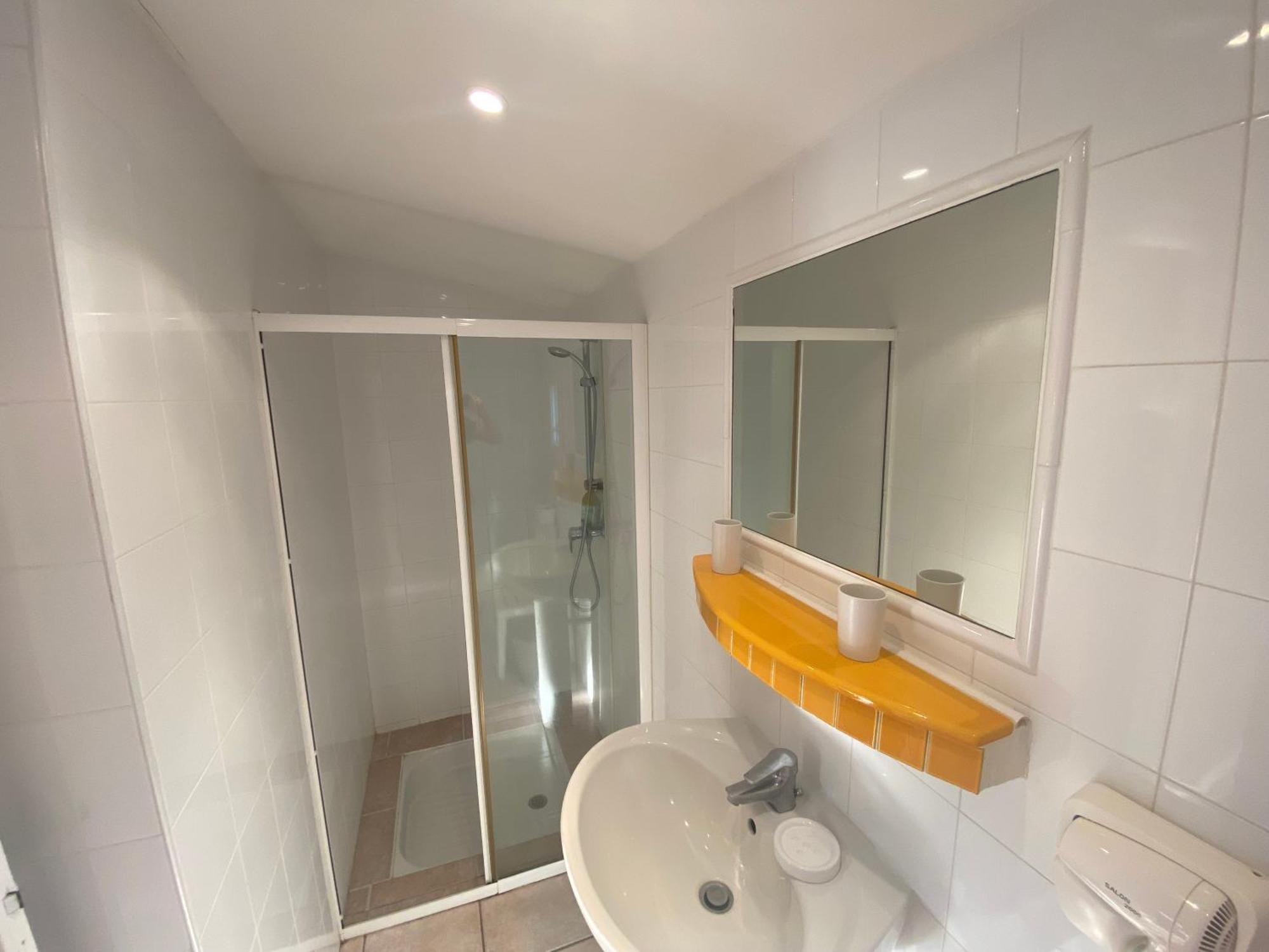 Les Lodges De La Plage U Dragulinu Sari-Solenzara Habitación foto