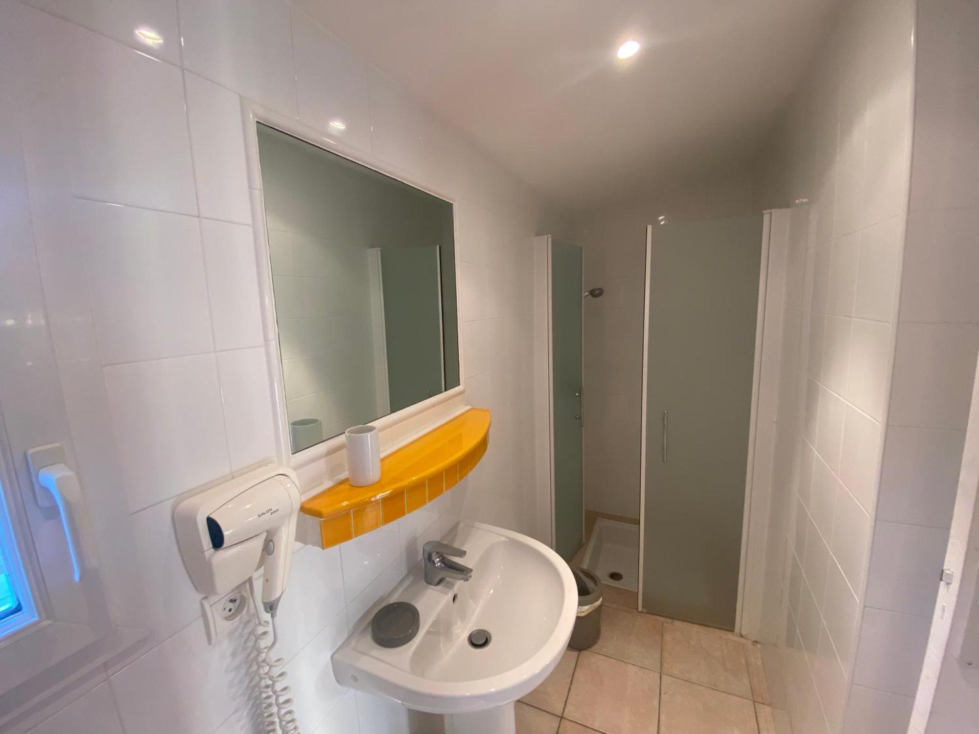 Les Lodges De La Plage U Dragulinu Sari-Solenzara Habitación foto